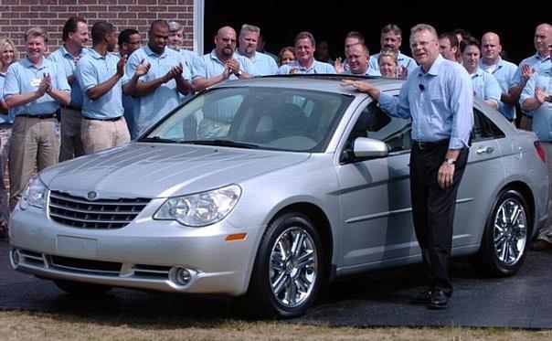 Chrysler Group President and CEO Tom LaSorda and more than 200 Chrysler Group employees introduce the 2007 Chrysler Sebring.